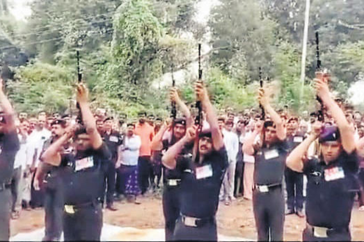 Indian Army Havildar Subbaiah Honoured with Full Military Rites at His Funeral